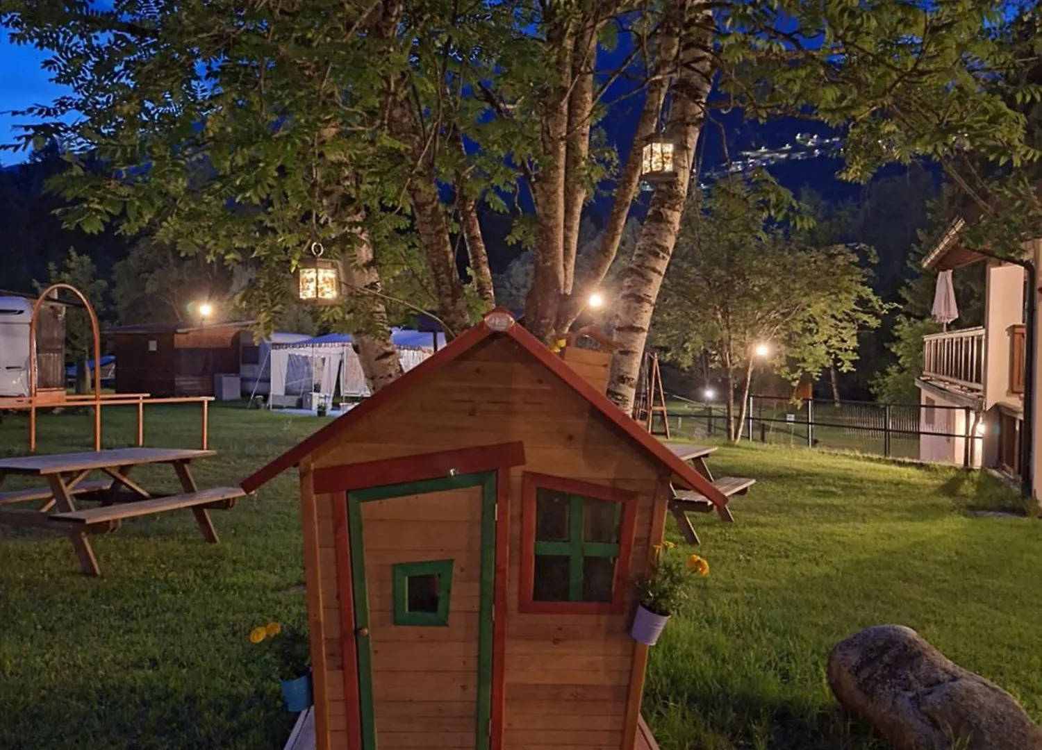 Chalet Presanella Temu 0*,  Italy